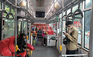 搭乘雙北大眾運輸仍需全程戴口罩、禁止飲食