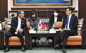 連任後接見首批外賓 陳其邁歡迎和歌山市議會議員連盟訪團