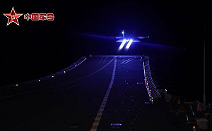 (影) 飛鯊戰機夜間起降！ 中共航母山東艦「實戰化」演訓畫面曝光