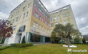 地表最高咖啡降落台中 kafeD旗艦店成水湳經貿區新地標