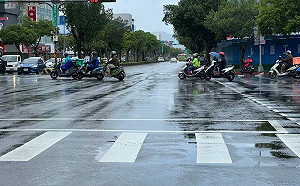 好天氣掰了！下週2波東北季風接力 「北部雨下一整週」