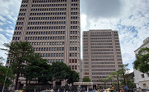 內政部增訂「特定人員」赴中條件！涉國家核心關鍵技術人員須獲許可