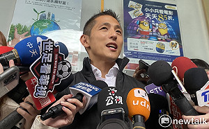 槓記者「以為王鴻薇發言人」 吳怡農致歉:會做得更好