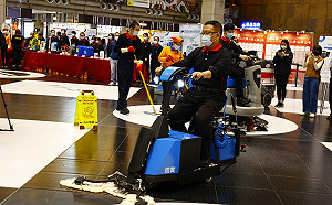 後疫時代防疫不鬆懈！台鐵透過「冷光儀」檢測落菌數 