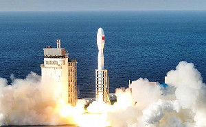 中國「捷龍三號」火箭升空 首次實現海上「熱發射」