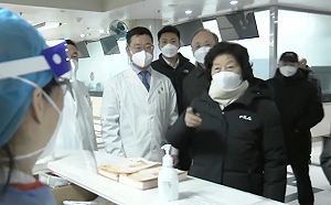 中南海有事？ 防疫大轉彎 孫春蘭急訪北京 避談清零 專家 : 不再定於一尊