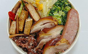 130元吃得到萬巒豬腳！台鐵「屏味便當」12/17限量開賣