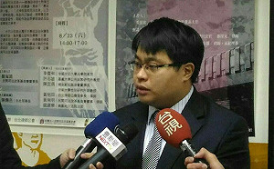 高虹安交保》黃帝穎批未聲押執法雙標 網：搞定司法？