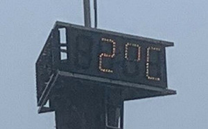 追雪注意！氣溫剩2度 太平山：下雪將實施機動管制措施