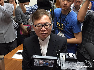 免疫系統失調  施威全向朱立倫請辭獲准