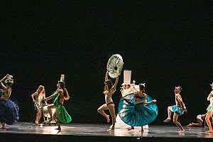 中西合璧！西洋歌舞劇也能用古箏