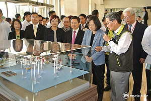 前瞻風光大縣　蔡英文送禮：彰化快有捷運了