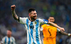 得償所望!梅西終於舉起大力神盃