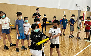 新北運動中心400梯冬令營隊 最低460元就能陪孩子運動