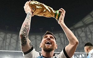 梅西「高舉大力神杯」!破6700萬讚