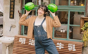 「反骨」語謙公開7月孕肚!身材姣好網讚:最美媽媽