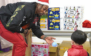 霍華德生日義賣 善款捐善牧基金會