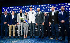 法官正式回洋基 接第16任洋基隊長