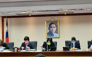 嗆陳茂松放話 王美惠淚訴控：嘉義選舉你幫到什麼？