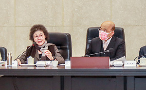 監察院長陳菊率監委巡察政院 建議檢討修正64項法規