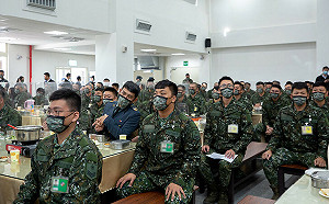 兩岸專家：兵役恢復一年制 有高民意基礎支持且刻不容緩