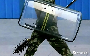 中國軍隊採購狼牙棒要打誰？網友戲稱 :「以後還有天靈蓋」