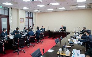 蘇貞昌：有鑑於中國疫情有爆發趨勢 請指揮中心嚴陣以待