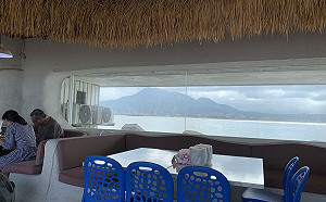 新北淡水漁人碼頭啖海鮮佐河岸美景