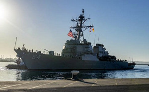 美軍導彈驅逐艦突起火 6水兵送醫 聯邦特工介入調查