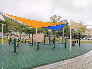 5米巨大彩虹筆造型吸睛 新北八里文昌特色公園啟用 