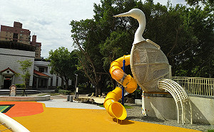 新北蘆洲特色共融公園 結合水鳥意象玩公園