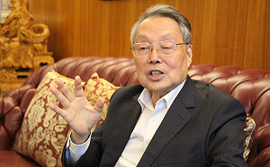 台商海外設廠絕非「去台化」施振榮：全球佈局是台灣國力的延伸