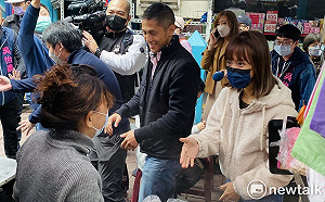 蔡總統明開國安會議 吳怡農喊話：儘速規劃發放現金補助 