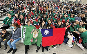 北一女首演驚艷全場  學生看到國旗差點哭出來