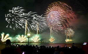 跨年、春節恐出現新冠流感雙重流行！醫：規模大小決定口罩是否鬆綁