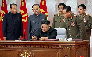 伴君如伴虎？！北韓人民軍「一號人物」朴正天遭免職 理由、去向不明