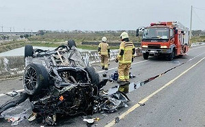 轎車自撞！釀4人噴飛、3傷重身亡