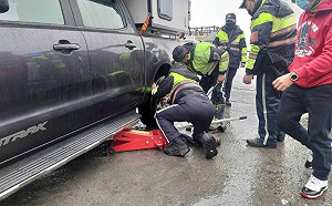 事故頻傳！元旦假期合歡山湧追雪族