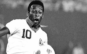 永別了　球王比利下葬、英姿永流傳