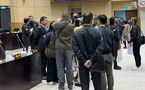 苗栗縣議會「開會1分鐘結束」！網：泡麵都不會熟    