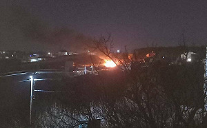 克里米亞大橋又要被炸了？俄空軍基地上空驚傳爆炸 地對空飛彈連環射擊