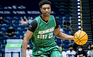 不加薪就拒出賽  得分王Thank You