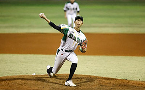 沙子宸先發好投！國體大擊敗輔大