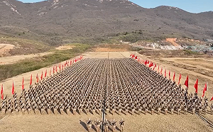 (影) 時機敏感! 美艦通過台海 解放軍東部戰區公布軍演畫面