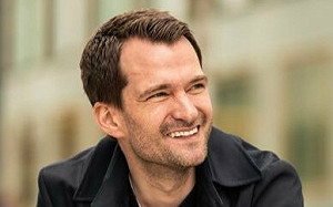 德來訪議員留意台海緊張 自民黨副主席：普丁之後就是習近平