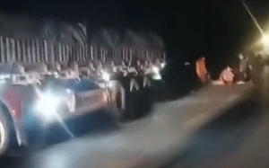 (影) 真的去送葬了！1人離世19人陪葬 南昌砂石車衝撞半夜出殯隊伍 