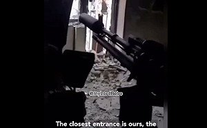 史上最笨狙擊手! 俄傭兵驕傲拍片示範「英姿」方位意外曝光遭鎖定