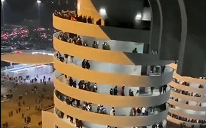 (影) 你的眼睛在騙你？ 聖西螺視錯覺藝術樓梯 以為它在轉 其實.....