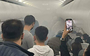 酷航桃園機場起飛｢客艙竄濃煙冒火勢｣行動電源閃燃釀禍 兩乘客受傷