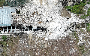 (影)蘇花公路搶修畫面曝光！公總：去年5度中斷  2019年已啟動「蘇花安」計劃